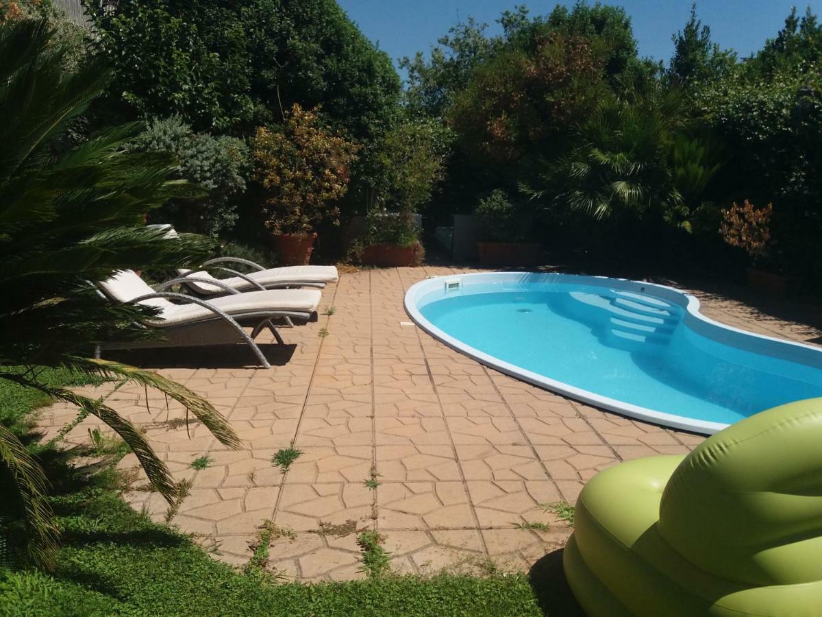 L'Affittacamere Nel Parco "Appia Antica" - Piscina A Uso Ospiti Roma Exterior foto